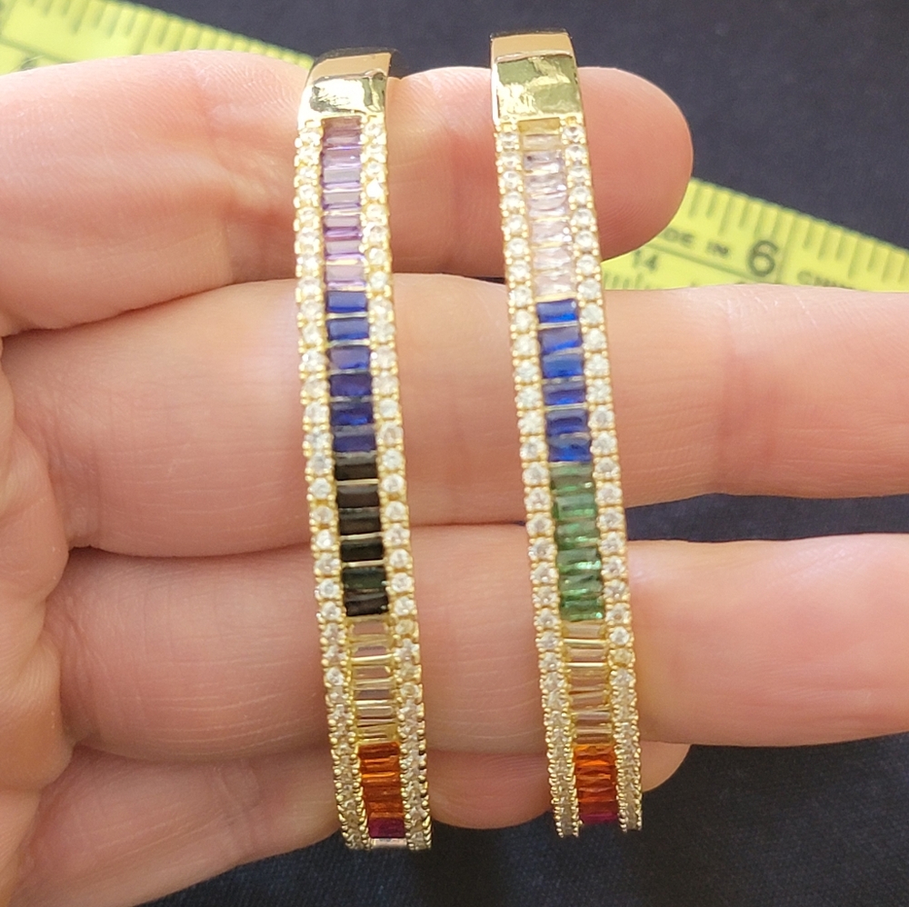 Bangle bracelet